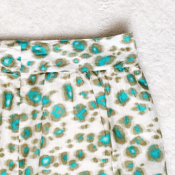 LOFT Green & White Patterned Pleated Skirt - Picture 3 of 4